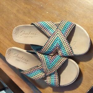 Vibrant Colors Skechers 8.5 Women's Wedge Sandals Comfy Rainbow